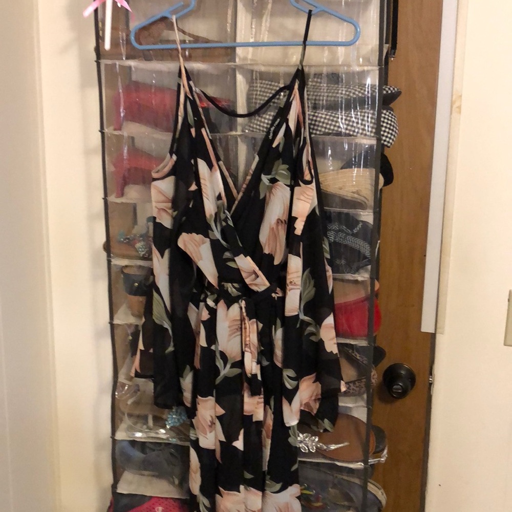 Maxi dress, deep v neck cold shoulder